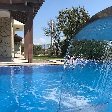 Hotel Luex Havuzlu Cesme