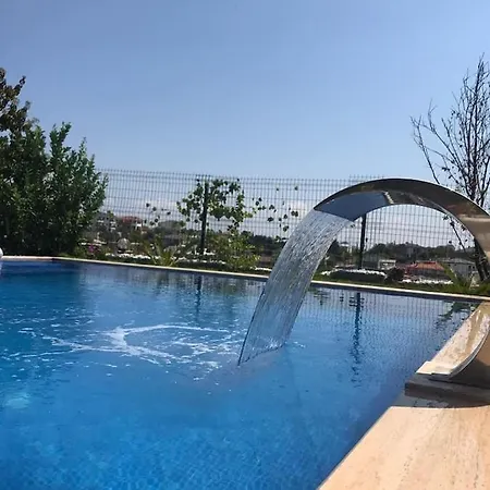 Luex Havuzlu Cesme