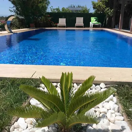 Hotel Luex Havuzlu Cesme