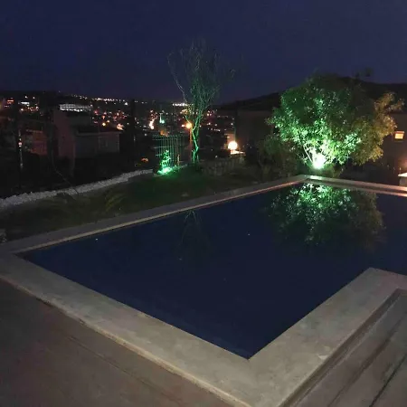 Luex Havuzlu Cesme